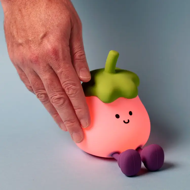 Puckator - KAWAII - Eggplant - Phone Holder & Rechargeable Lamp 5,1inch
