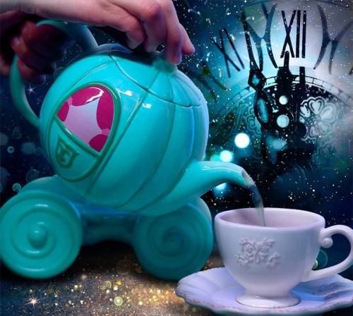 ABYstyle - DISNEY - Cinderella's Carriage - Ceramic Teapot 850ml