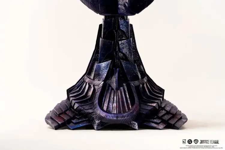 PureArts - JUSTICE LEAGUE - Darkseid - Scale Art Mask 1/1 52cm