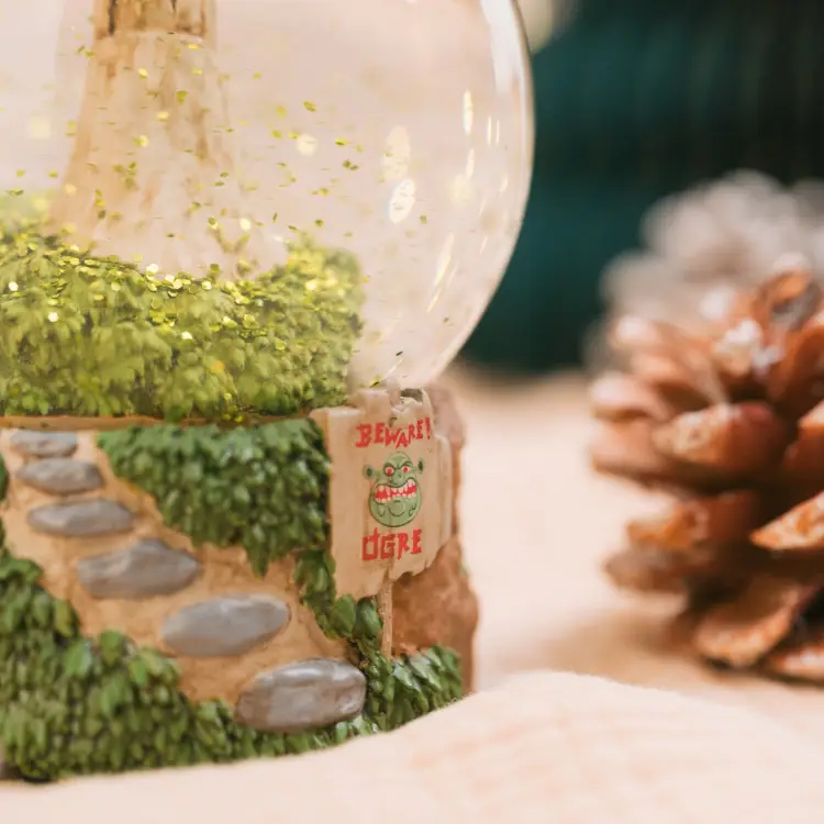 Grupo Erik - SHREK - The Swamp - Snow Globe 80mm