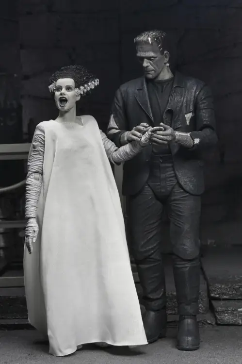 Neca - UNIVERSAL MONSTER - Frankenstein and his mate - Ultimate Figure 17cm
