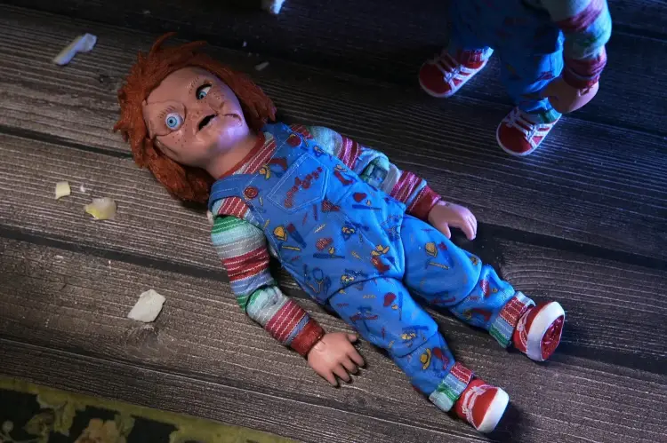 Neca - CHILDS PLAY 2 - Chucky - Ultimate Figure 17cm