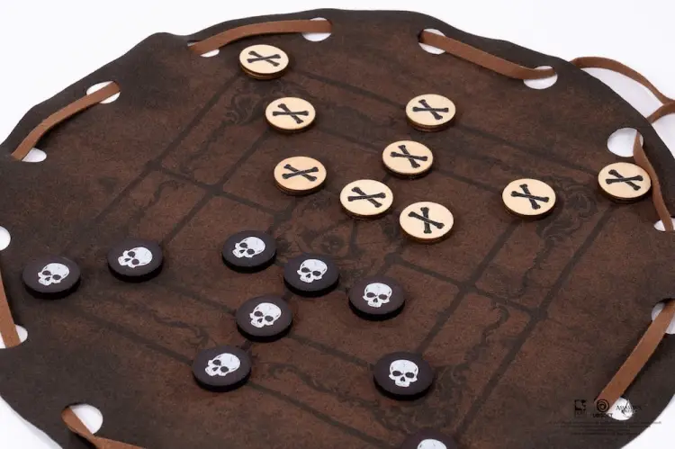 PureArts - ASSASSIN'S CREED BLACK FLAG - Nine Mens Morris Boardgame