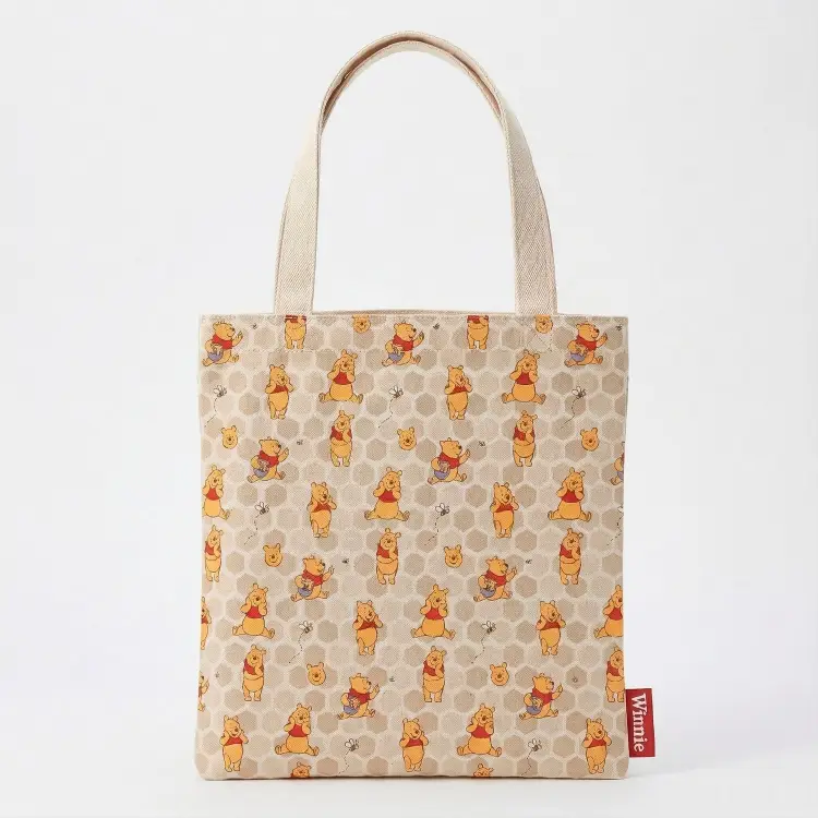 Cerda - DISNEY - Winnie The Pooh - Shopping Bag "20x4x37cm"