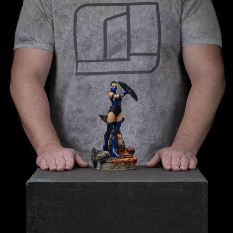 Iron Studios Mortal Kombat Art Scale - Kitana #1/10