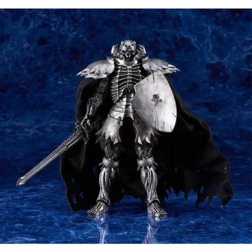 Berserk Skull Knight 17 cm