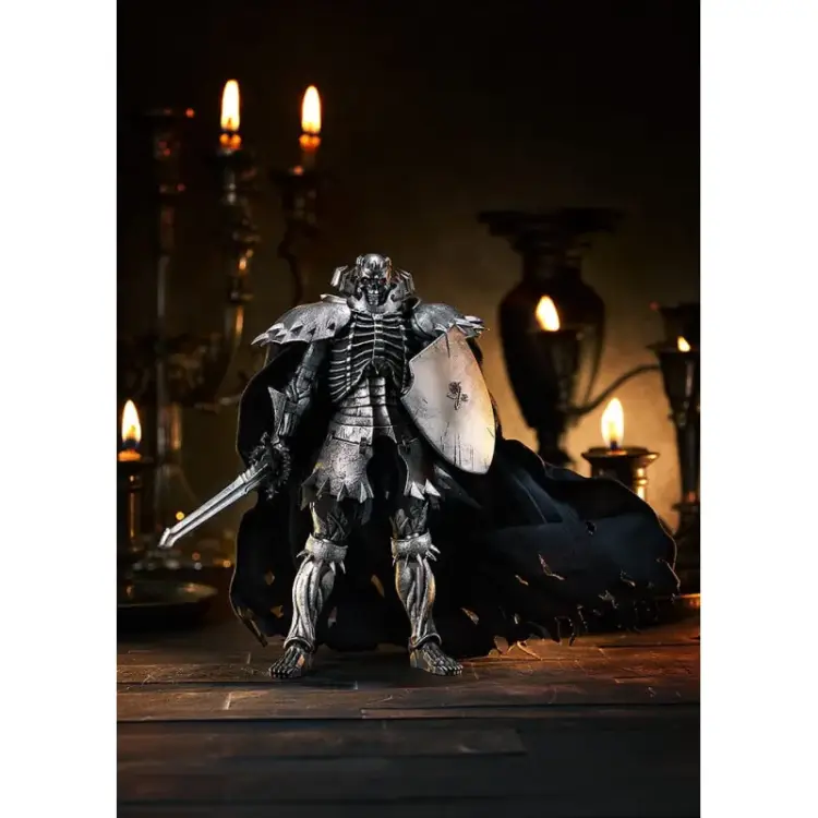 Berserk Skull Knight 17 cm